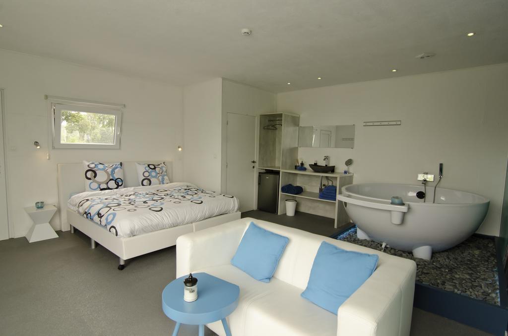 Hotel Bo-Ness Hasselt Zimmer foto